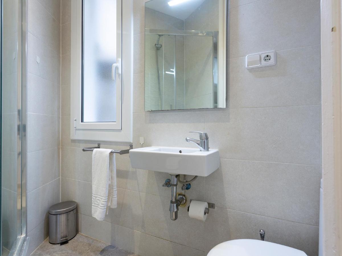 Centric Sagrada Familia Apartments Barcelona Luaran gambar